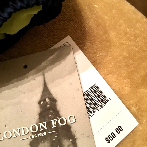 🆕 Designer / London Fog / Fall / Winter / Coat / NWT / Navy and Lime Green 🆕😎 - Picture 4 of 15